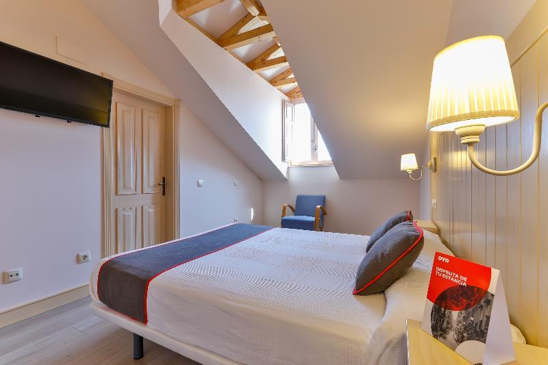 Hostal La Chata By Vivere Stays San Ildefonso Eksteriør billede