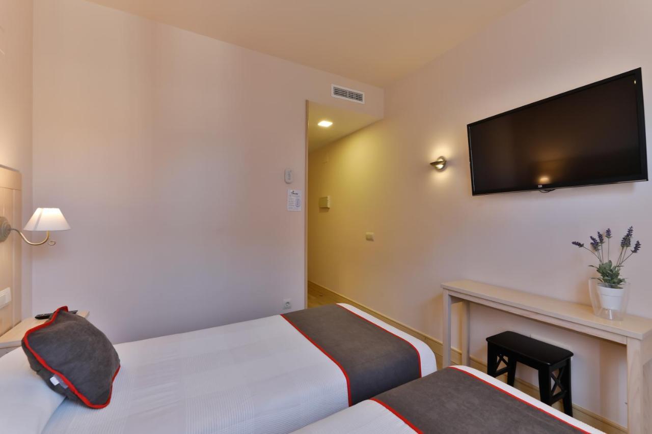 Hostal La Chata By Vivere Stays San Ildefonso Eksteriør billede