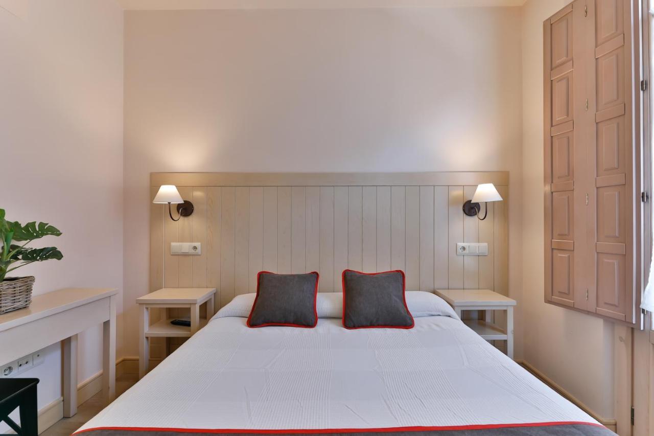 Hostal La Chata By Vivere Stays San Ildefonso Eksteriør billede